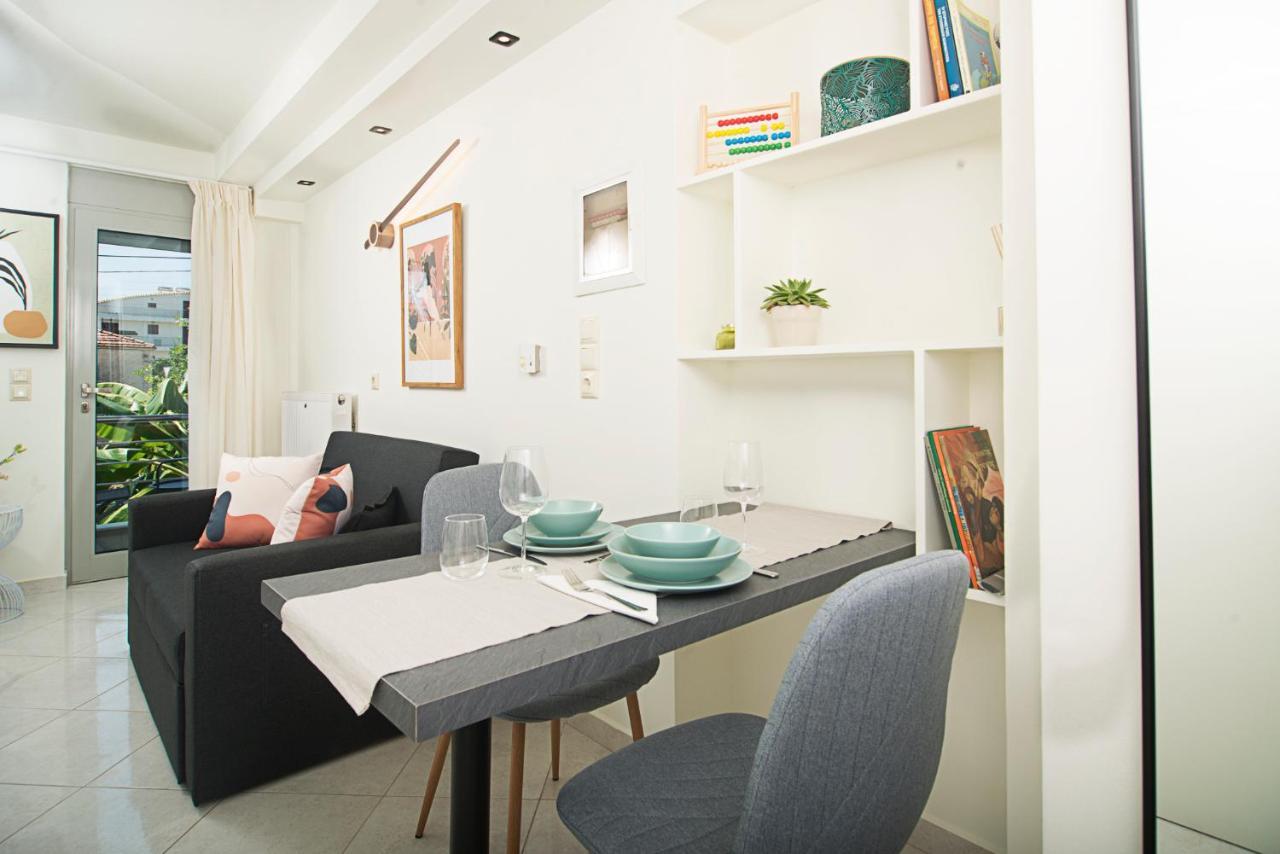 Spectacular Apartment Near Dance Hall/Center 칼라마타 외부 사진