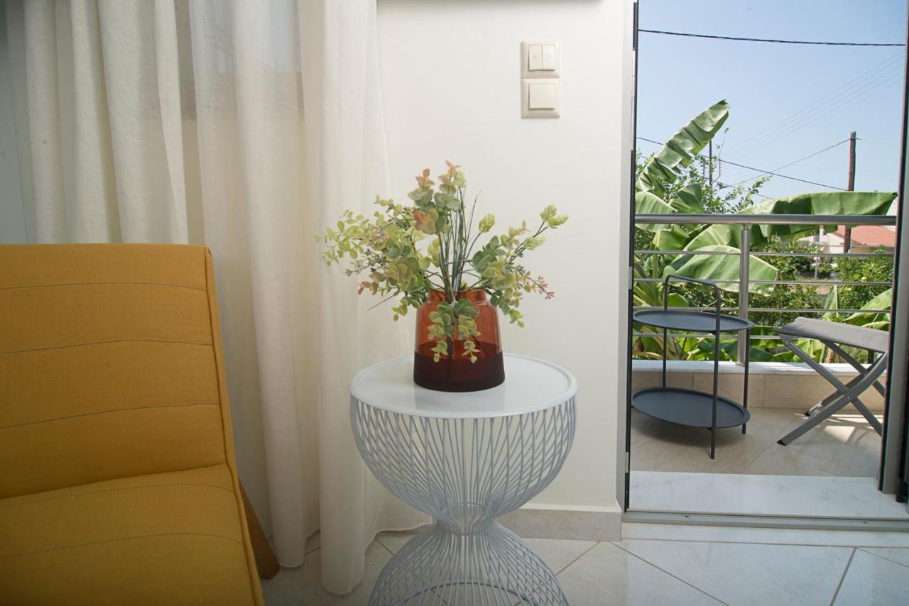 Spectacular Apartment Near Dance Hall/Center 칼라마타 외부 사진