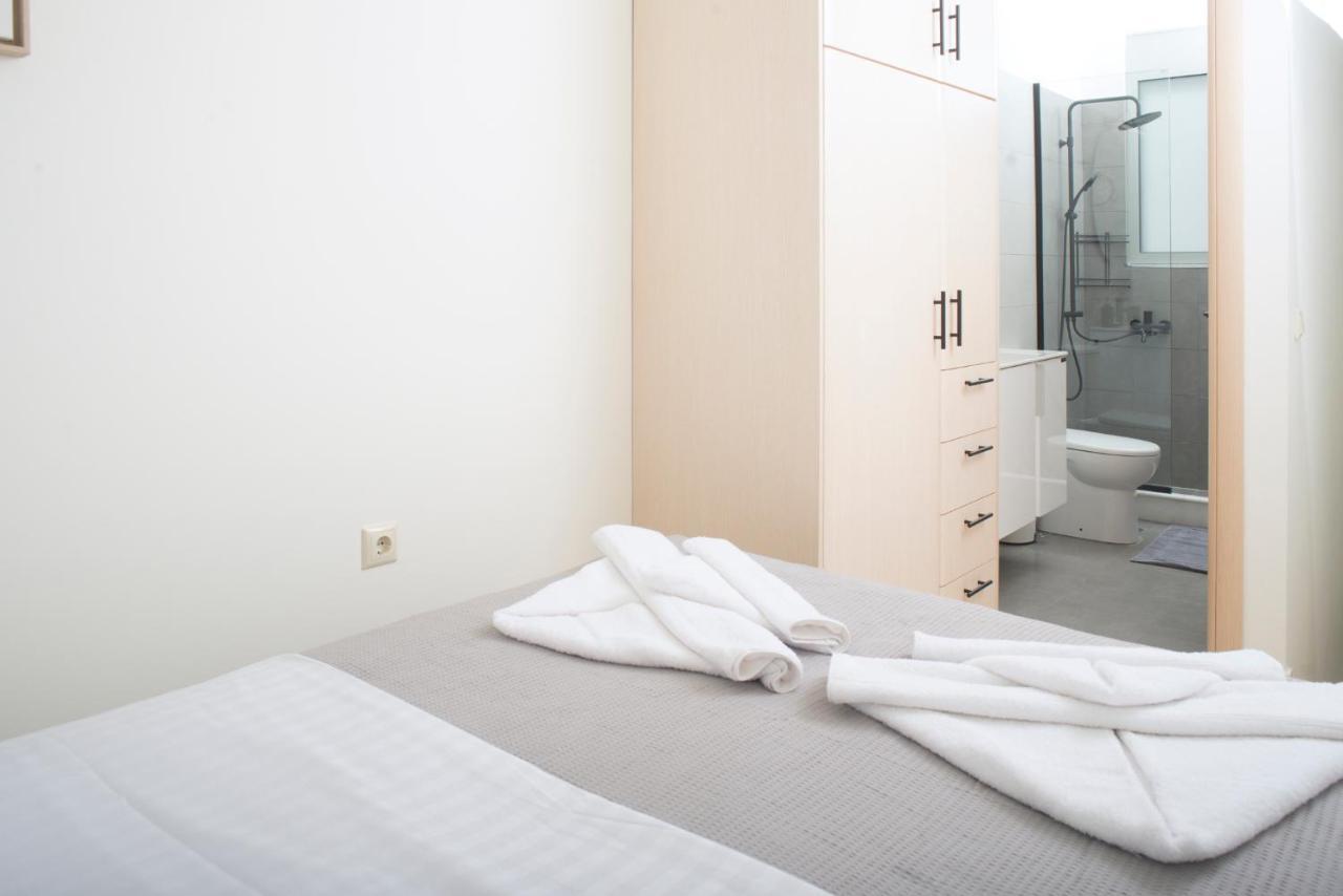 Spectacular Apartment Near Dance Hall/Center 칼라마타 외부 사진
