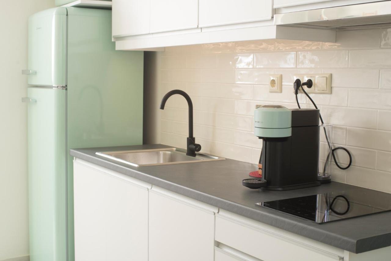Spectacular Apartment Near Dance Hall/Center 칼라마타 외부 사진