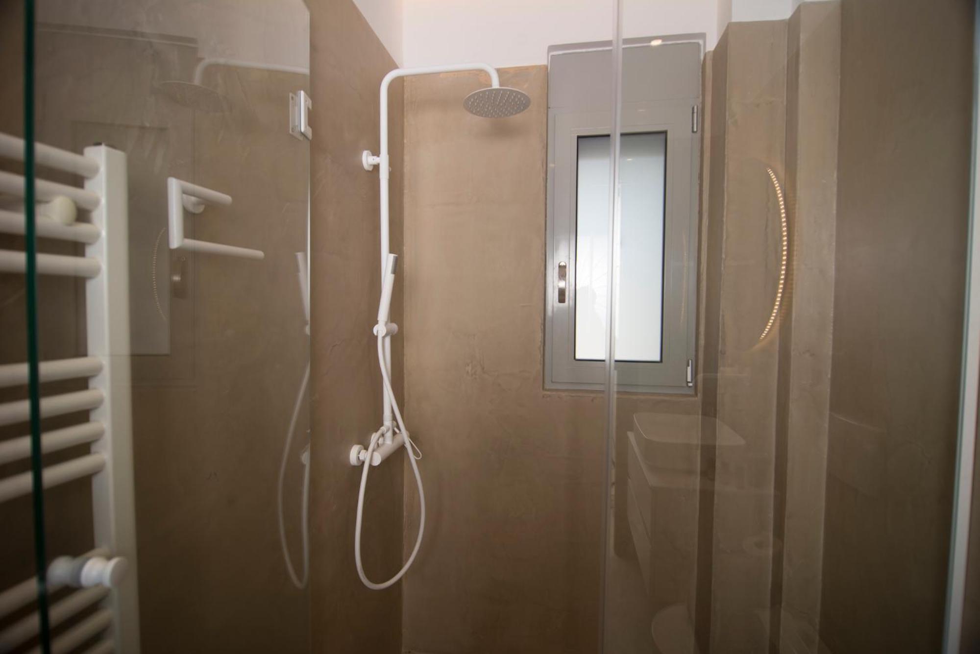Spectacular Apartment Near Dance Hall/Center 칼라마타 외부 사진