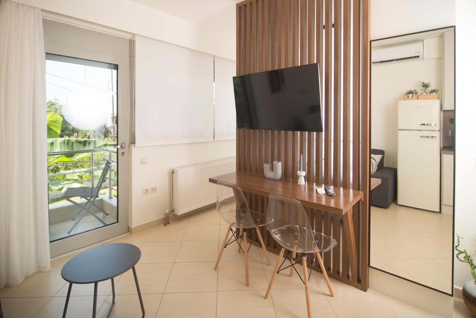 Spectacular Apartment Near Dance Hall/Center 칼라마타 외부 사진